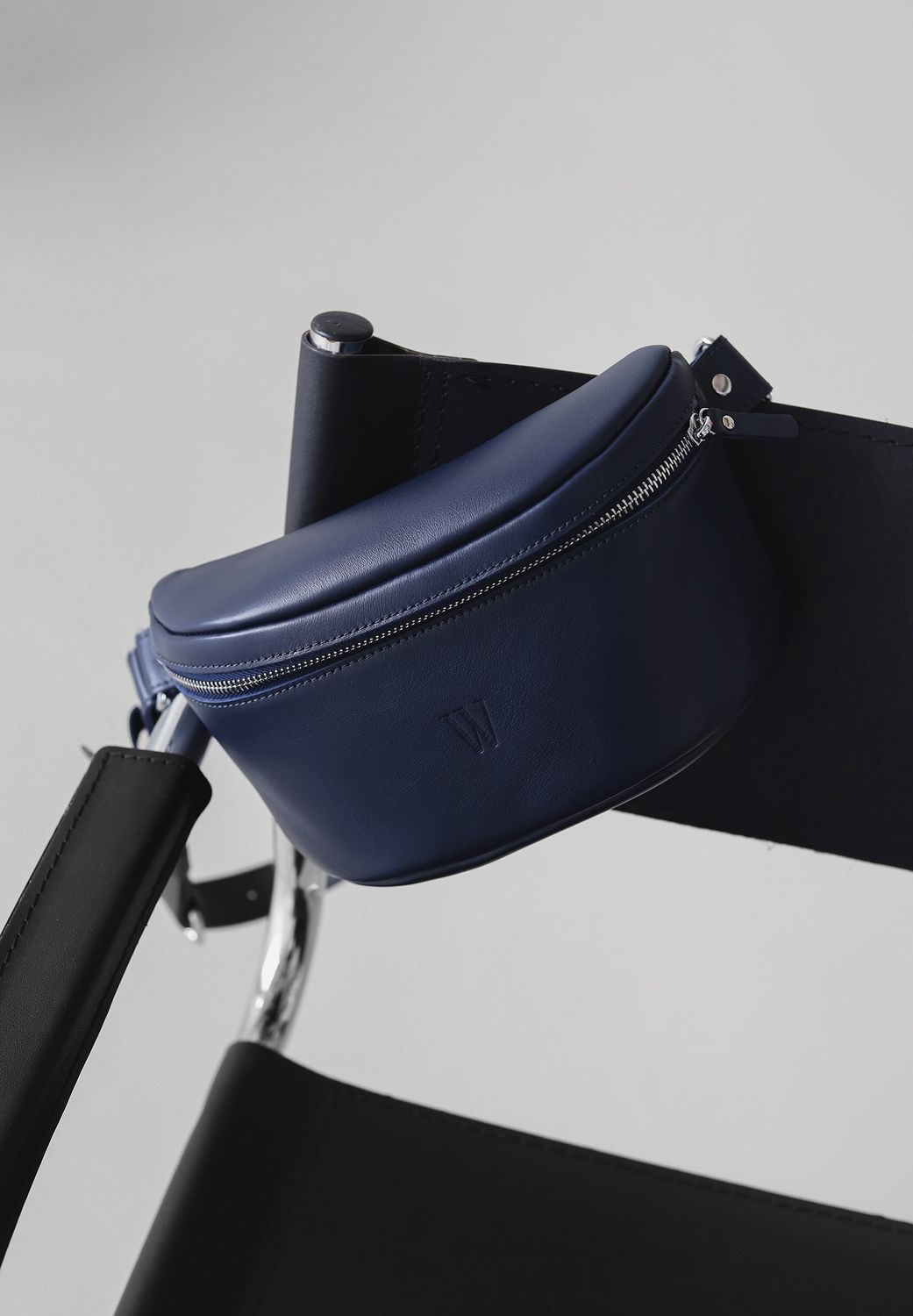 Шкіряна поясна сумка Explorer S темно-синя TW-Explorer-S-dark-blue фото